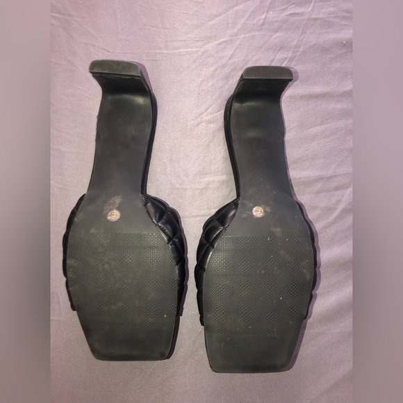 Black Worthington Open-toed Heels - Size 9 - Picture 8 of 8